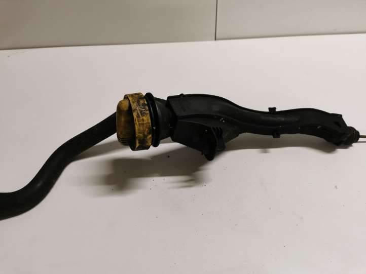 Opel Vivaro (2001 - 2006)  8200612919 Патрубок маслозаливной горловины