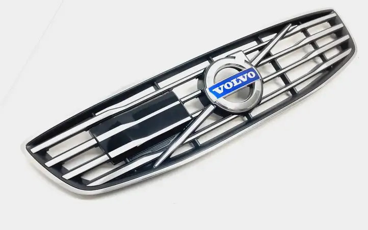 Volvo S80 (2013 - 2016) 31383596 Верхняя решетка радиатора — фото 1