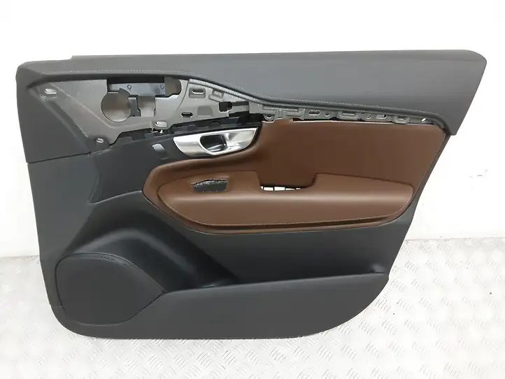 Volvo XC90 (2014 - 2019) 31393114 Обшивка передней двери — фото 1