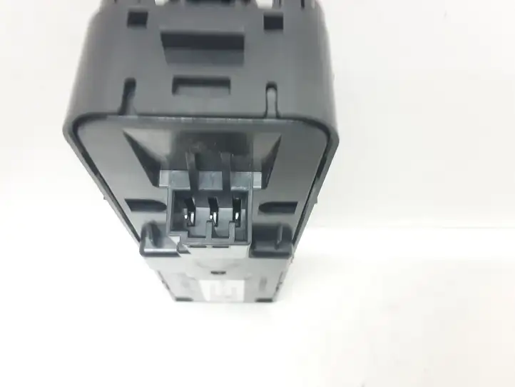 Volvo V70 (2007 - 2013) 31272004 Кнопка стеклоподъемников — фото 2