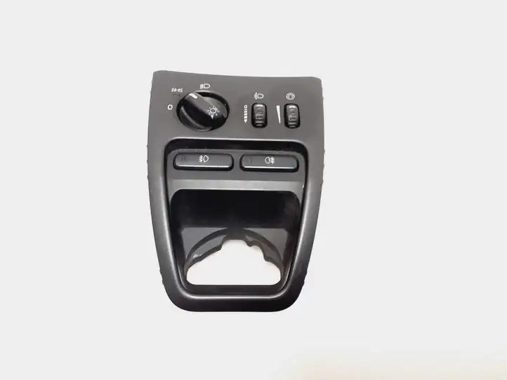 Volvo XC90 (2002 - 2006) 8685452 Включатель фонарей — фото 1