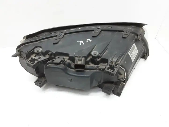 Volvo V70 (2007 - 2013) 31214353 Передняя фара — фото 3
