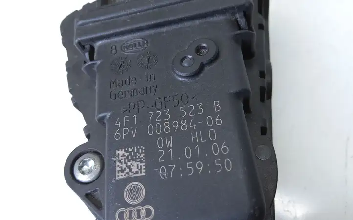 Audi A6 S6 C6 4F (2004 - 2008) 4F1723523B Педаль акселератора — фото 2