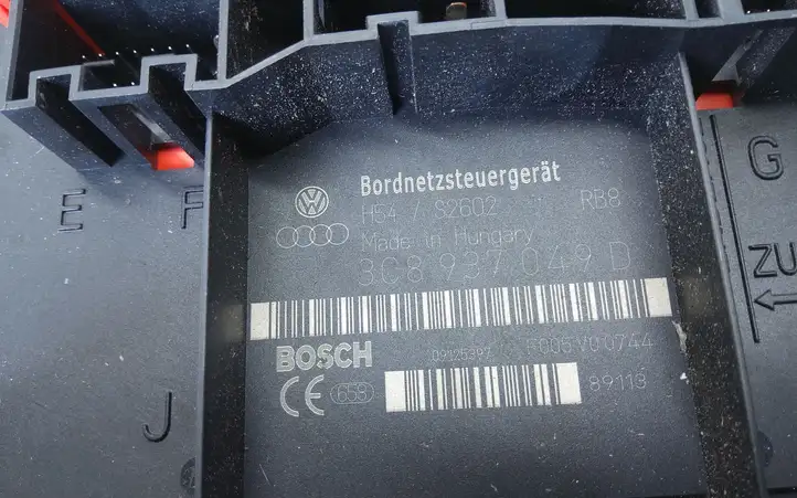 Volkswagen PASSAT B6 (2005 - 2010) 3C8937049D Модуль комфорта — фото 2