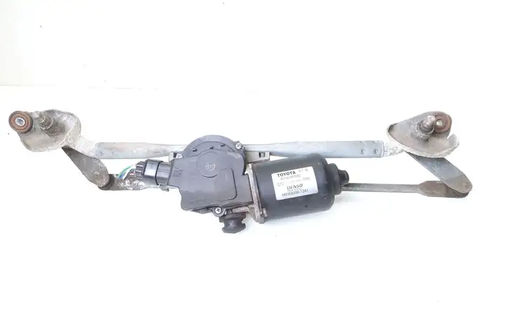 Toyota Corolla Verso E121 (2004 - 2007) 851100F020 Комплект механизма стеклоочистителей — фото 1