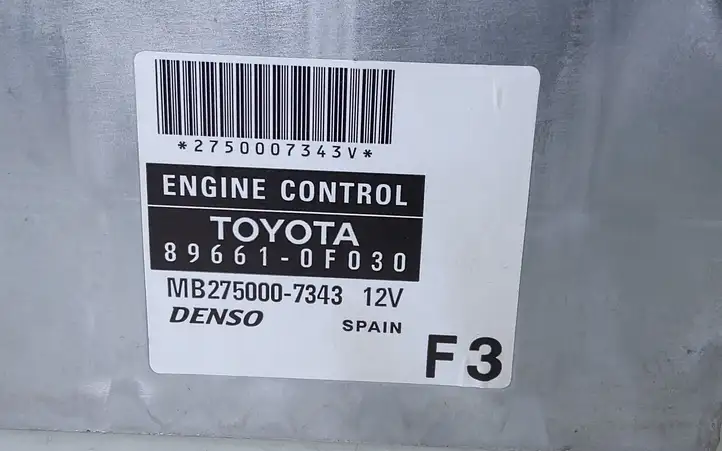 Toyota Corolla Verso E121 (2004 - 2007) 896610F030 Блок управления двигателем (ЭБУ) — фото 2