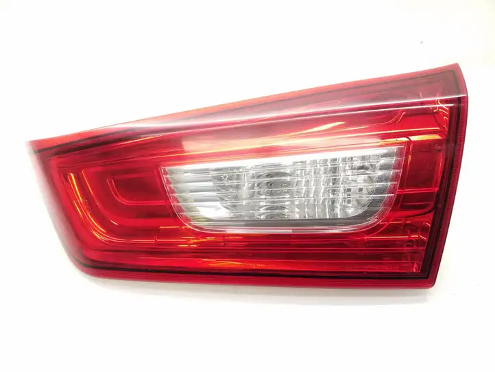 Mitsubishi ASX (2010 - 2016) STANLEYP9373R Задний фонарь в крышке багажника — фото 1