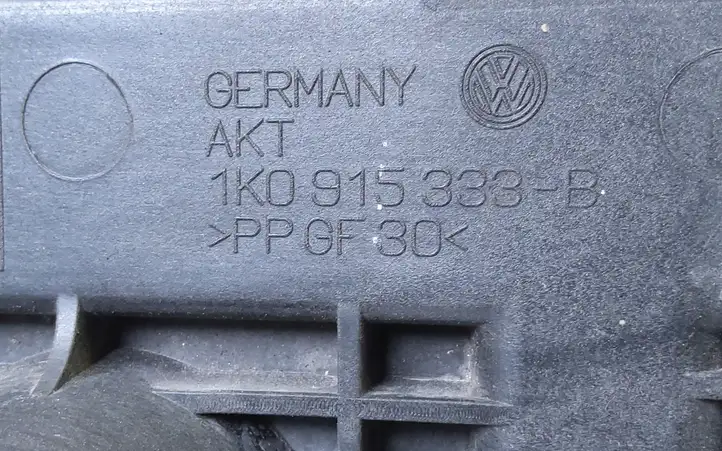 Volkswagen Caddy (2004 - 2010) 1K0915333B Площадка аккумулятора — фото 2