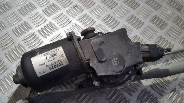 Toyota Corolla Verso AR10 (2004 - 2009)  851100f010 Двигатель стеклоочистителей