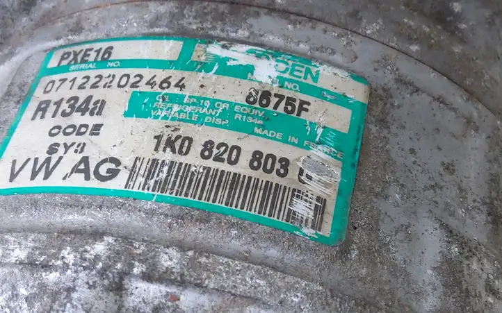 Volkswagen Golf V (2003 - 2009) 1K0820803G Компрессор (насос) кондиционера воздуха — фото 2