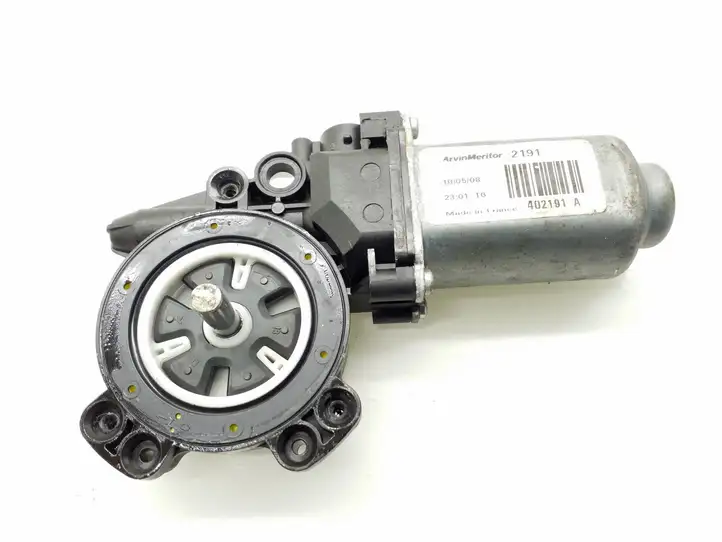 Nissan Qashqai (2010 - 2013) 402191A Стеклоподъемник задней двери — фото 1