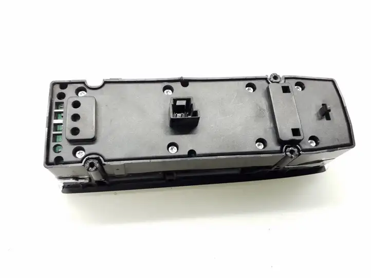 Mercedes-Benz C W204 (2007 - 2014) A2128208210 Блок кнопок стеклоподъемников — фото 3