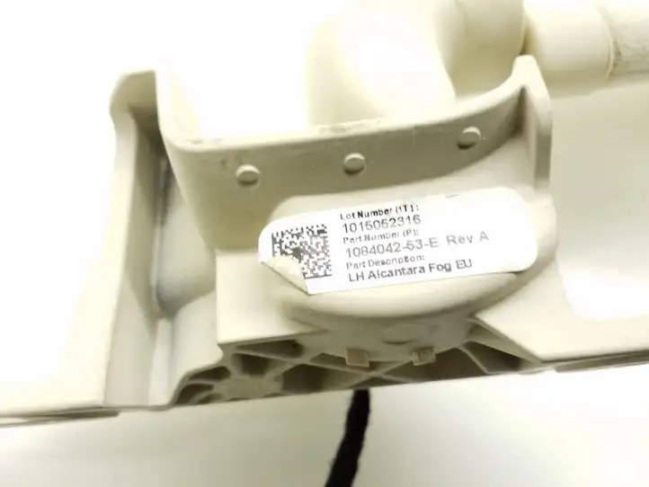 Tesla Model X (2015 - 2021) 108404253E Солнцезащитный козырек — фото 4