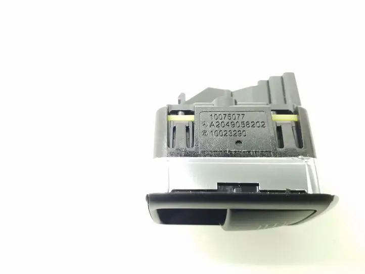 Tesla Model X (2015 - 2021) A2049058202 Кнопка стеклоподъемников — фото 4
