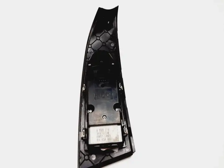 BMW 5 E60 E61 (2004 - 2010) 6939110 Кнопка стеклоподъемников — фото 2