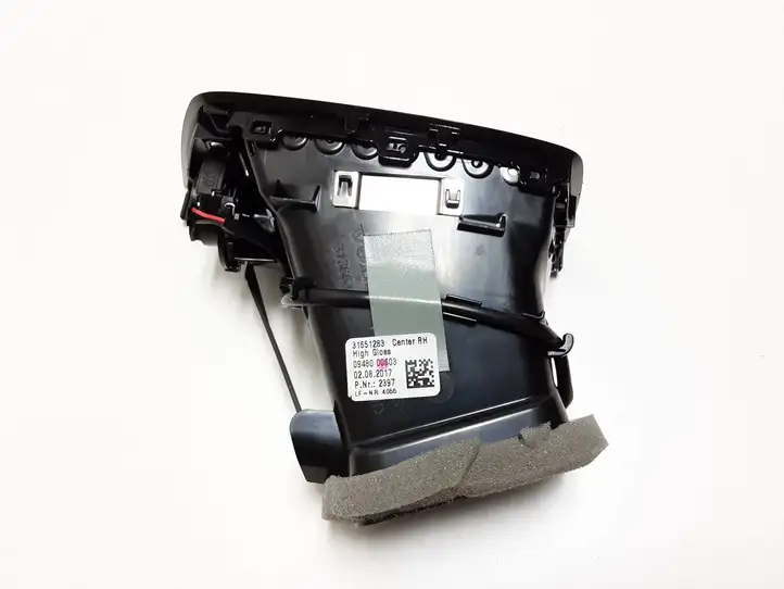 Volvo XC90 (2014 - 2019) 31651283 Боковой воздушный дефлектор — фото 2