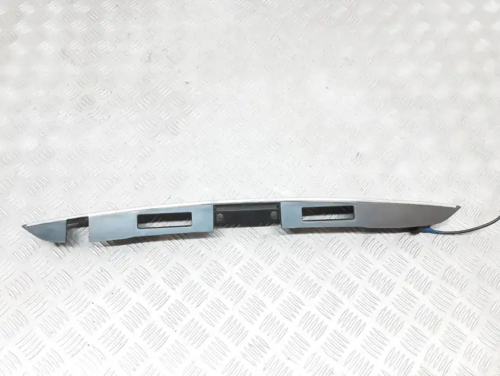 Lexus RX 330 - 350 - 400H (2008 - 2012) 7680148100 Подсветка номера — фото 4