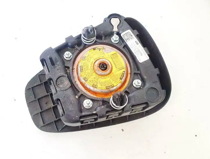 Opel Astra J (2009 - 2012) 13299779 Подушка безопасности руля — фото 2