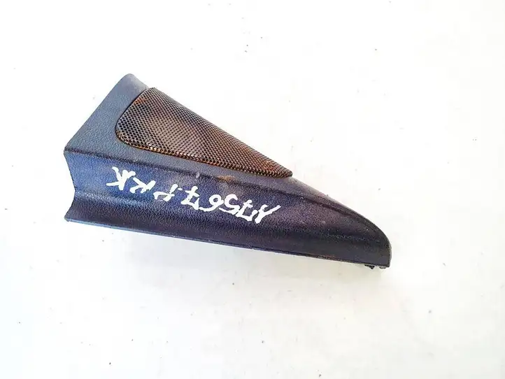 Toyota Corolla Verso E121 (2001 - 2004) 6749213040 Прочие детали салона — фото 1