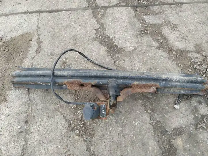 Volkswagen Golf V (2003 - 2009) Комплект буксировочного крюка — фото 2