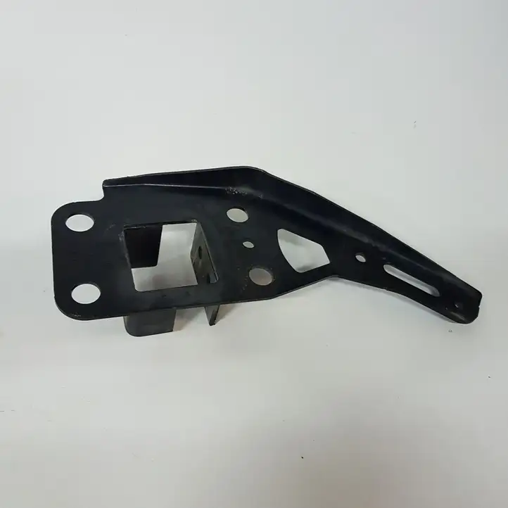 Audi A6 S6 C6 4F (2004 - 2008) 4F0805500 Кронштейн панели радиатора — фото 1