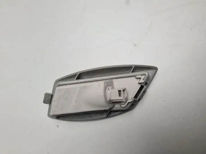 Mercedes-Benz C W204 (2007 - 2014) A2048205601 Подсветка багажника — фото 4