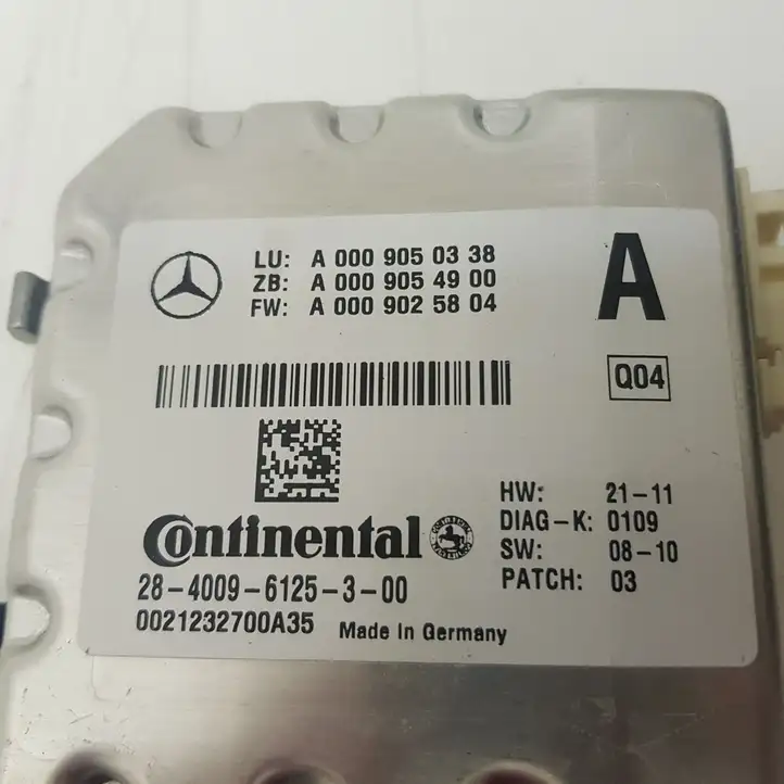 Mercedes-Benz C W204 (2007 - 2014) A0009050338 Камера в лобовом стекле — фото 4