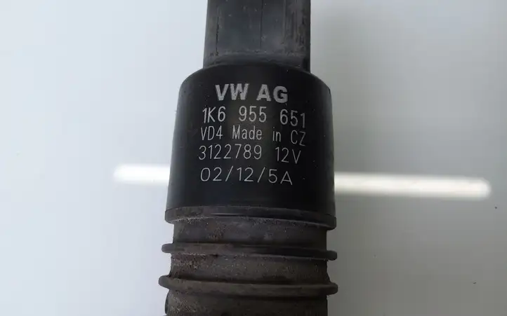 Volkswagen Touran I (2003 - 2010) 1K6955651 Форсунка омывателя лобового стекла — фото 2