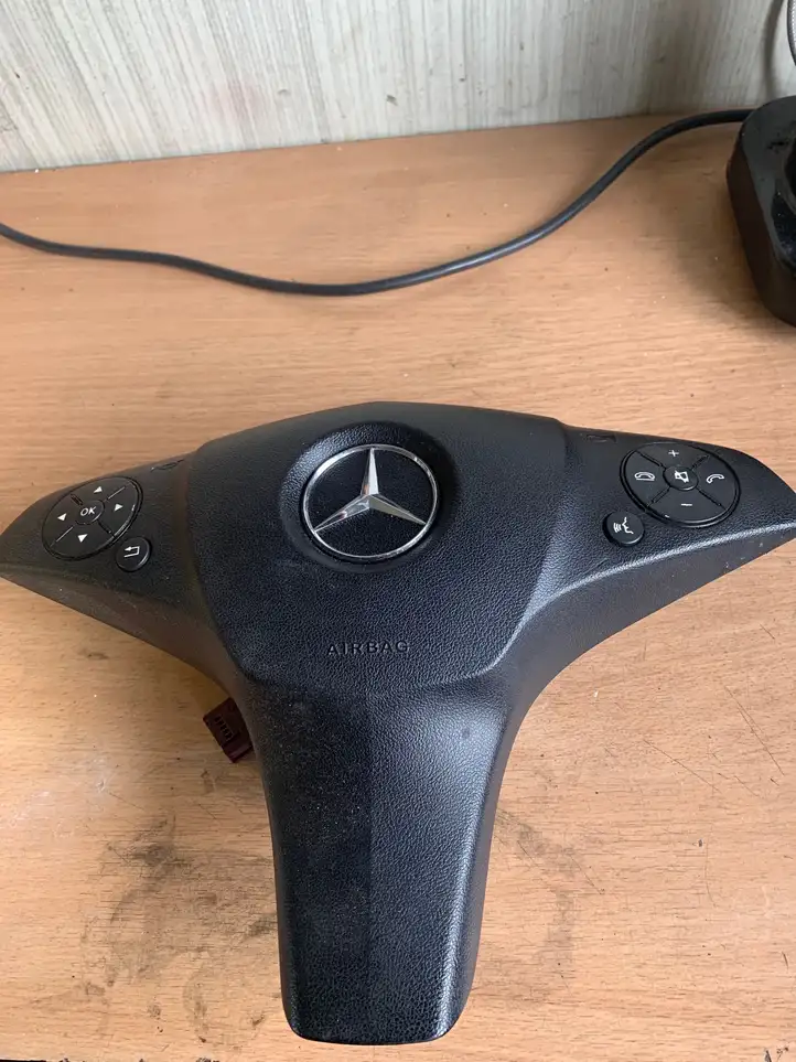 Mercedes-Benz S W221 (2005 - 2013) 2218210551 Подушка безопасности руля — фото 1
