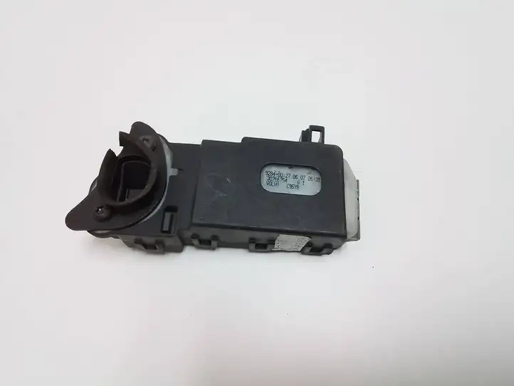 Volvo V50 (2004 - 2008) 30716754 Замок крышки топливного бака — фото 1