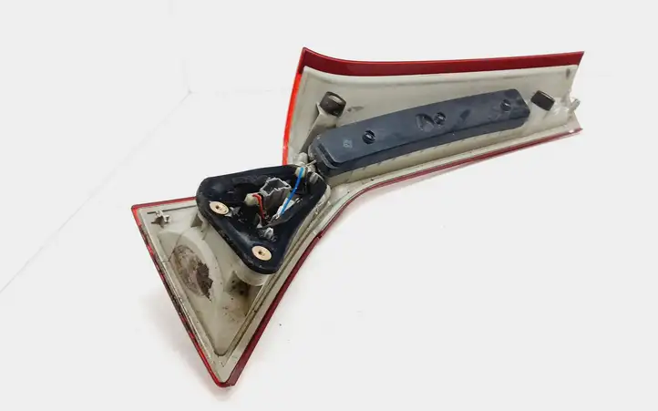 Volvo XC70 (2007 - 2013) 31265458 Задний фонарь в крышке багажника — фото 3