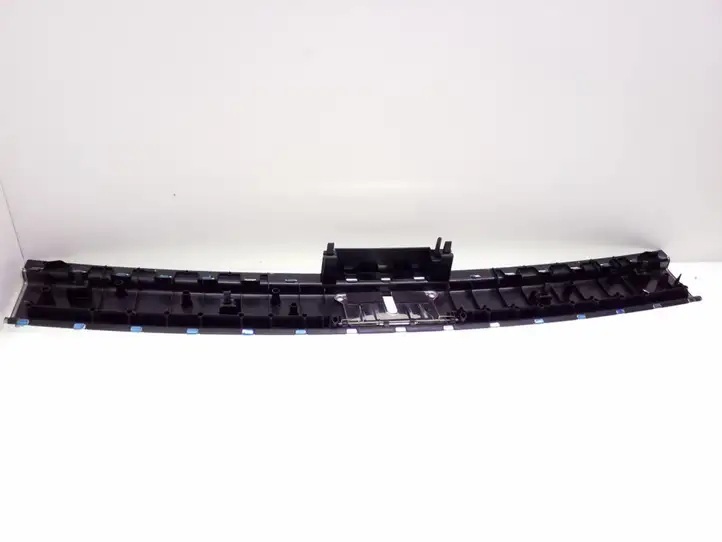 Porsche Cayenne (92A) (2011 - 2017) 7P0863459E Отделка порога багажника — фото 3