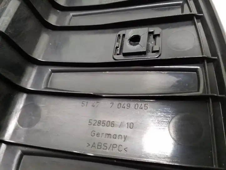 BMW X3 E83 (2003 - 2010) 51477049045 Отделка порога багажника — фото 3