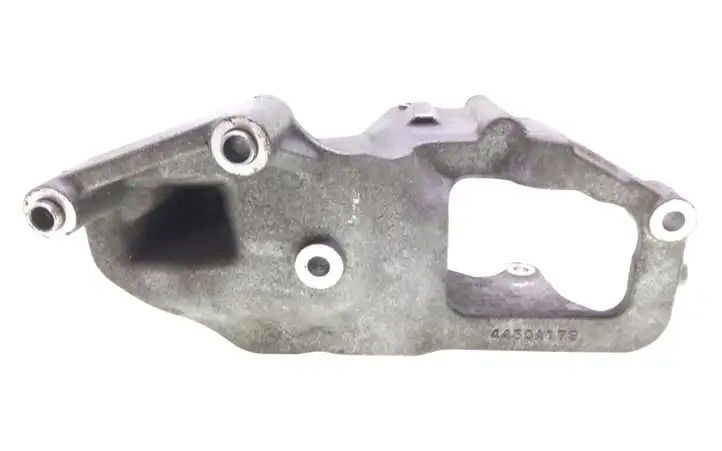 Mitsubishi Outlander (2007 - 2012) 4450A179 Кронштейн рулевой колонки — фото 1