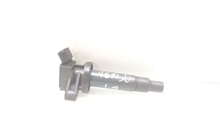Toyota Corolla Verso E121 (2004 - 2007) 9091902239 Катушка зажигания — фото 1