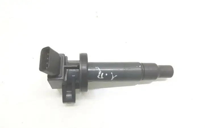 Toyota Corolla Verso E121 (2004 - 2007) 9091902239 Катушка зажигания — фото 1