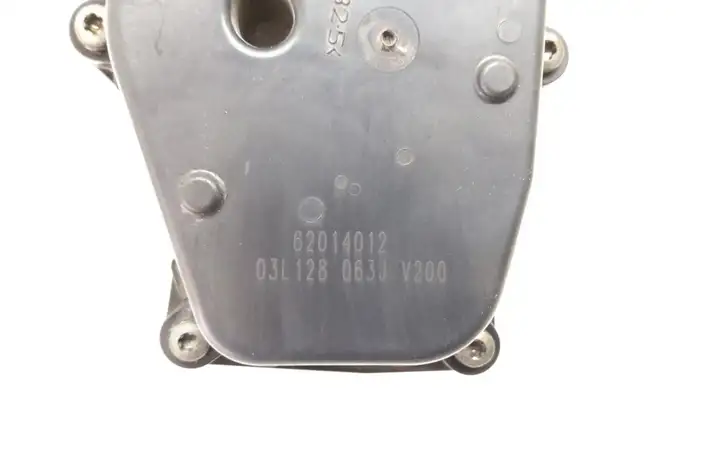 Audi A3/S3 8P (2008 - 2013) 03L128063J Дроссельная заслонка — фото 2