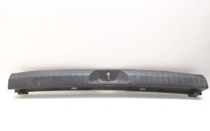 Toyota Prius+ (ZVW40) (2011 - 2018) 6793547010 Отделка порога багажника — фото 1