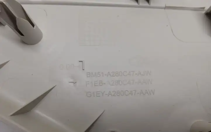 Ford Focus (2015 - 2019) BM51A280C47AJW Обшивка стойки C — фото 3