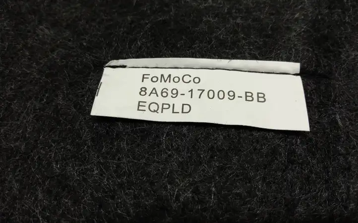Ford Focus (2015 - 2019) 8A6917009BB Прочая отделка багажника — фото 2