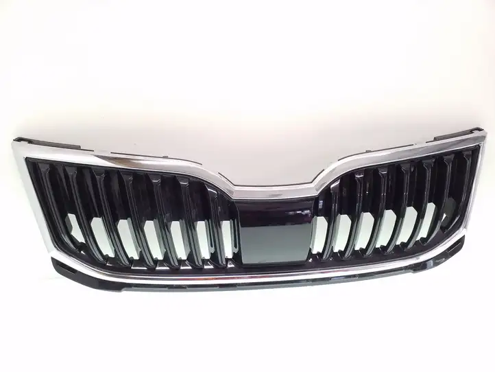 Skoda Octavia Mk3 (5E) (2013 - 2019) 5E0807723A Верхняя решетка радиатора — фото 1