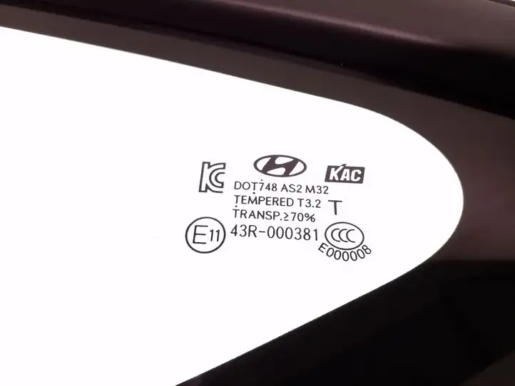 Hyundai ix35 (2013 - 2019) 43R000381 Форточка двери — фото 2