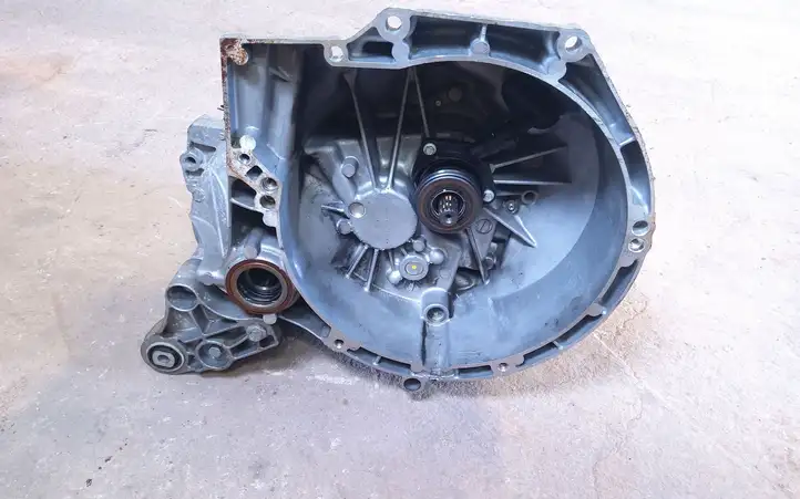 Ford Focus (2015 - 2019) CA6R7F096BBB Механическая коробка передач, 6 передач — фото 1