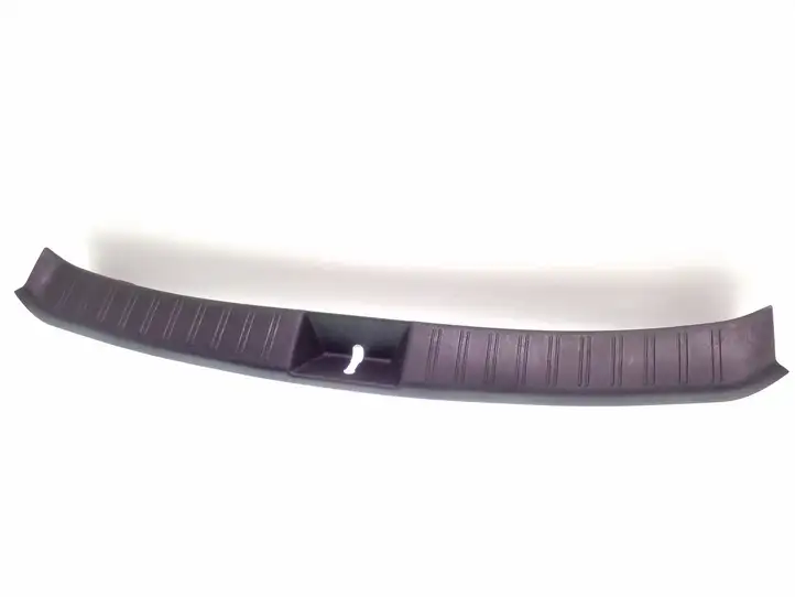 Subaru Impreza III (2008 - 2012) 94026FG000 Отделка порога багажника — фото 1