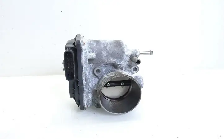 Toyota Avensis T250 (2006 - 2009) 2203037050 Дроссельная заслонка — фото 1