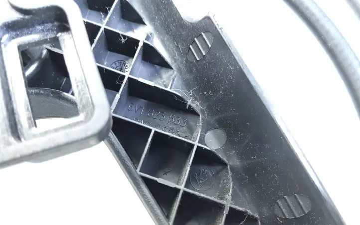 Skoda Fabia Mk3 (NJ) (2015 - 2021) 6V1823533 Ручка открытия капота — фото 2