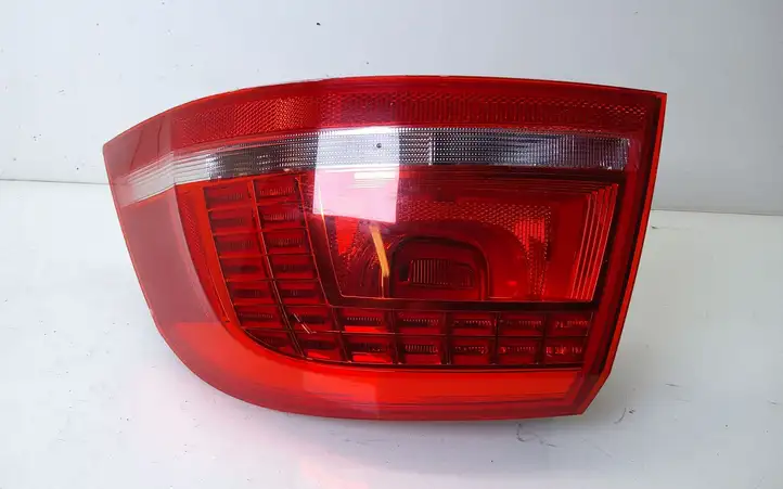 Volkswagen PASSAT B7 (2011 - 2014) 3AF945208B Задний фонарь в кузове — фото 7