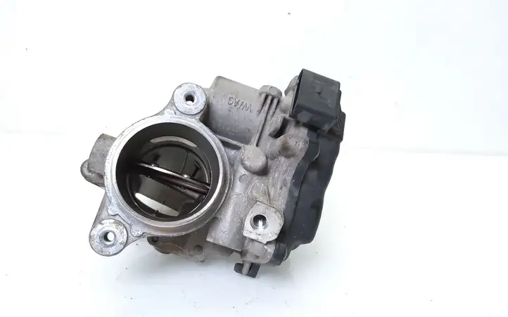 Volkswagen Tiguan (2007 - 2011) 04L128059AA Дроссельная заслонка — фото 1