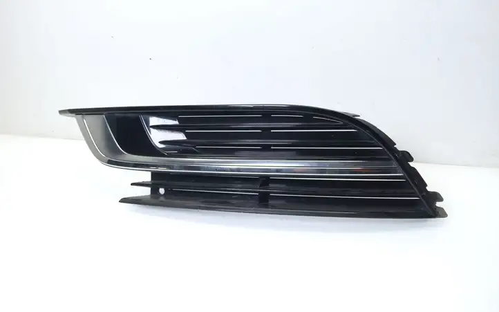 Volkswagen PASSAT CC (2008 - 2012) 3C8853665E Нижняя решетка переднего бампера — фото 1