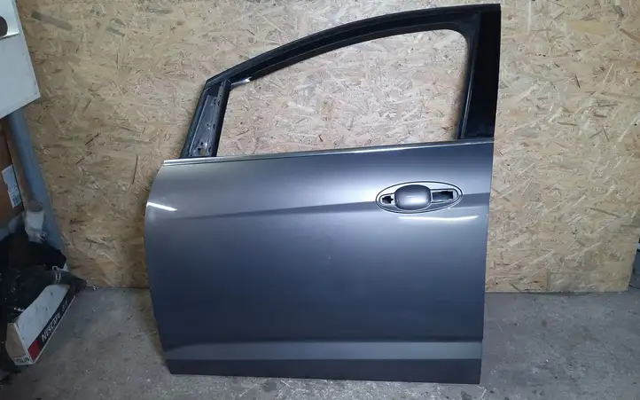 Ford C-MAX II (2010 - 2015) Дверь — фото 1